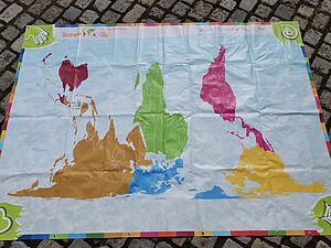 Große Weltkartenplane